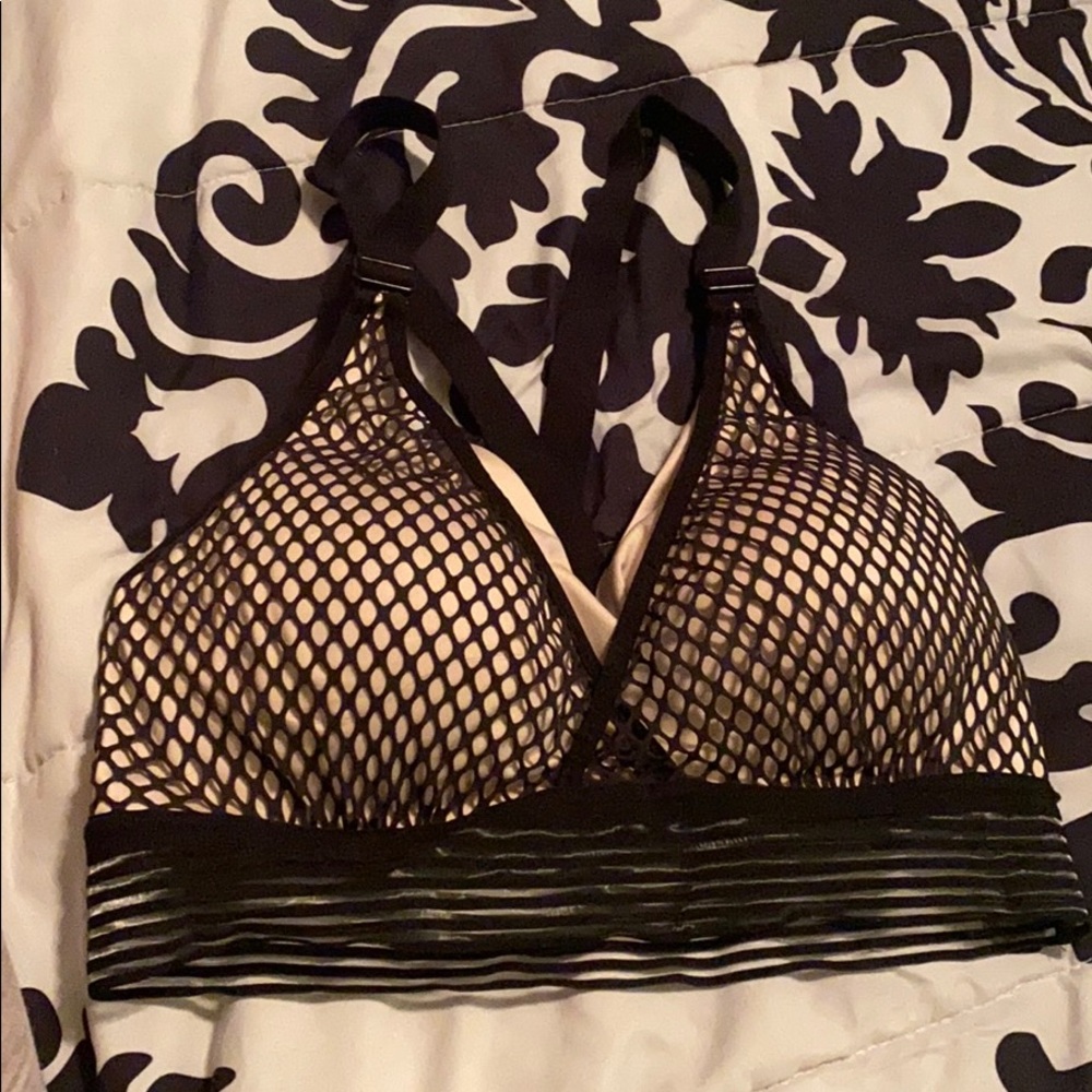 Incredible Lightweight Sport Bra